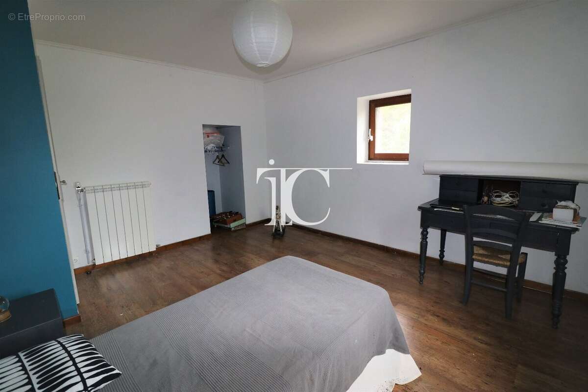 Maison à MOLIERES-SUR-CEZE