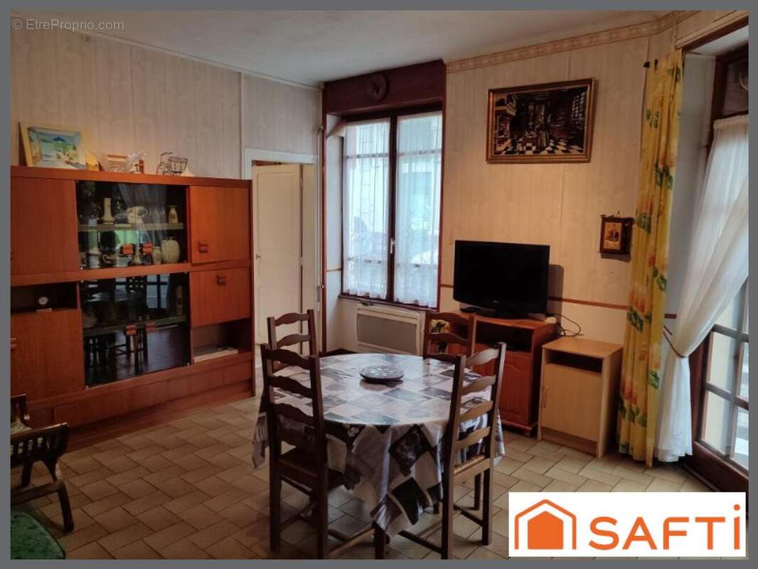 Maison 99 m² à Varennes-En-Argonne  - photo 4