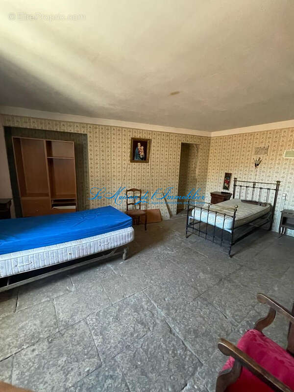 Boissières, cœur de village, maison de village de 88 m2 habitable avec 67 m2 d'annexes - photo 7
