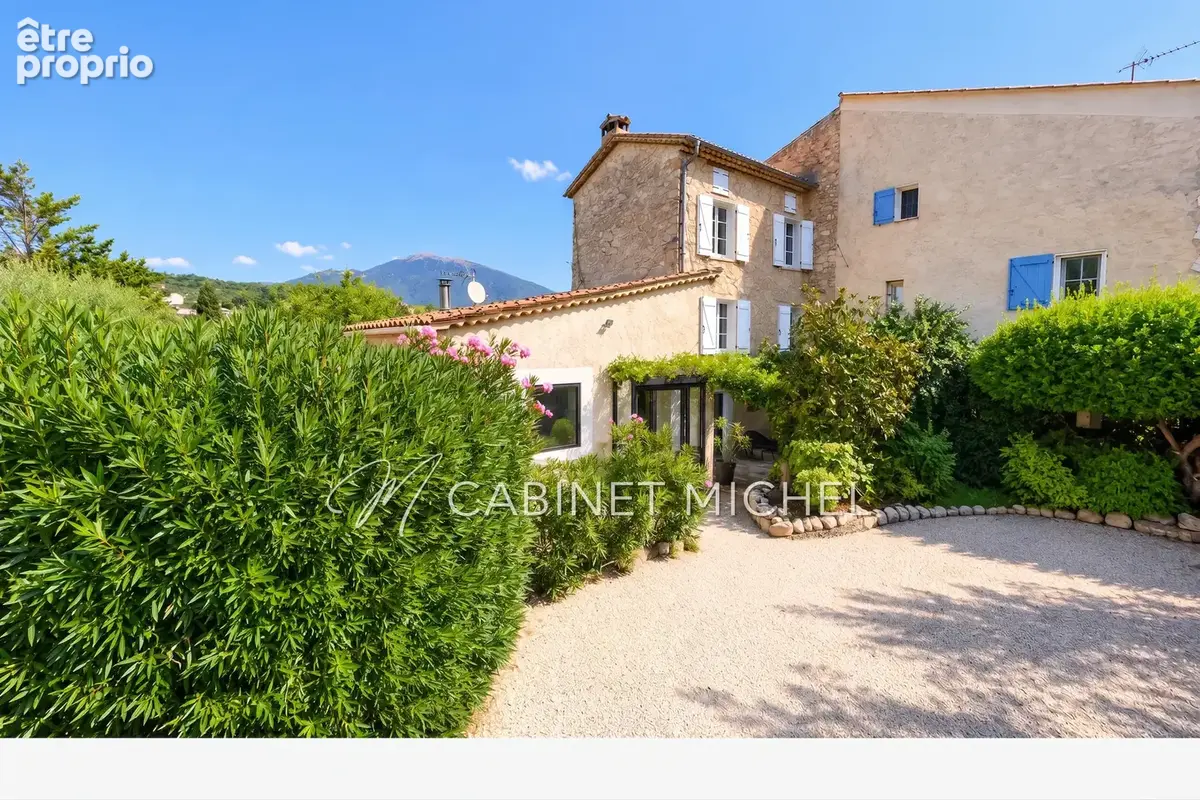 Maison 6 pièces 160 m² à vendre à Le Rouret (06650) - photo 2