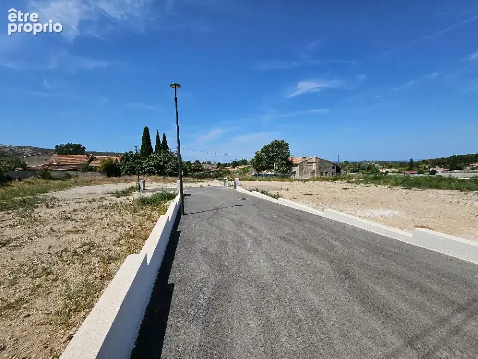 Terrain 640 m² à Les Pennes-Mirabeau  - photo 2