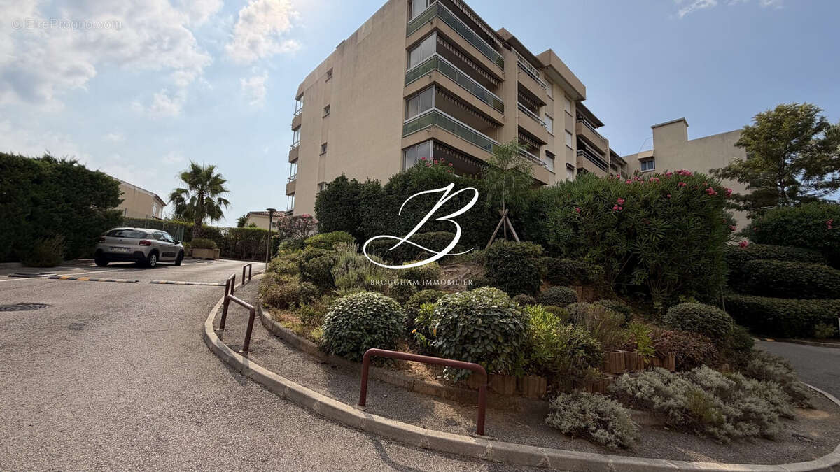 Appartement 93 m² à Saint-Laurent-Du-Var  - photo 3