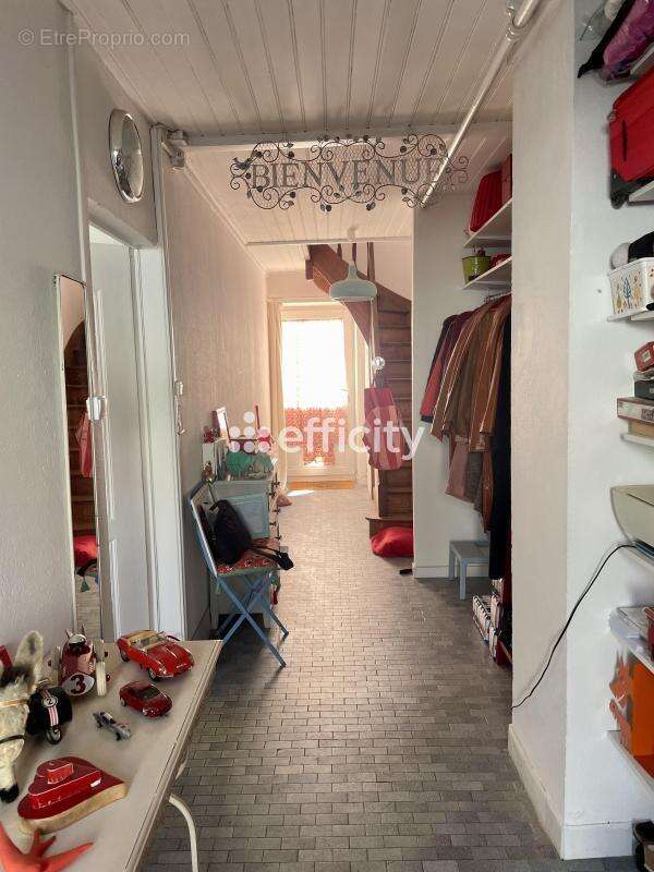 Maison à PORT-DES-BARQUES