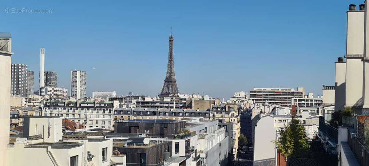 Appartement à PARIS-15E