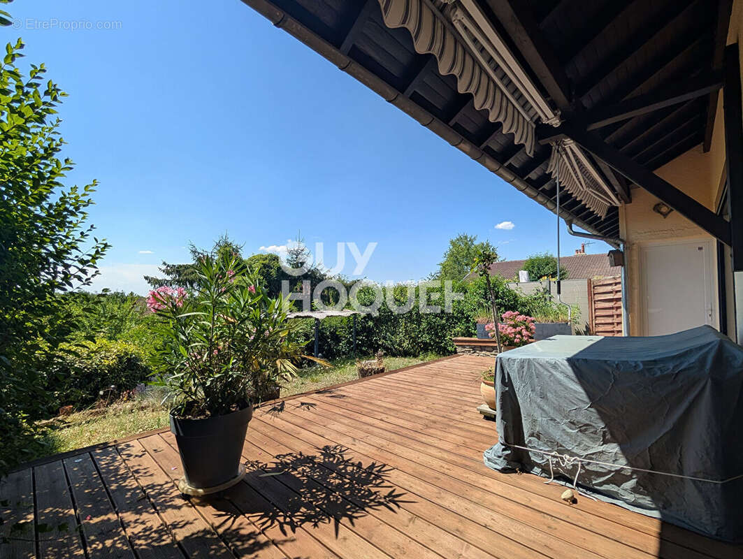 Maison à ECOLE-VALENTIN