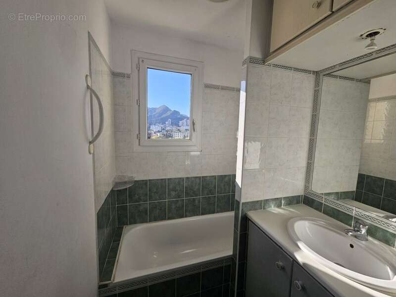 Appartement à MARSEILLE-10E