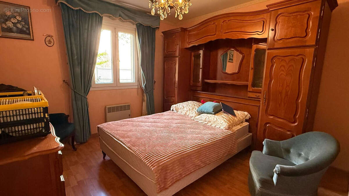 Maison à LA CHAPELLE-SAINT-REMY
