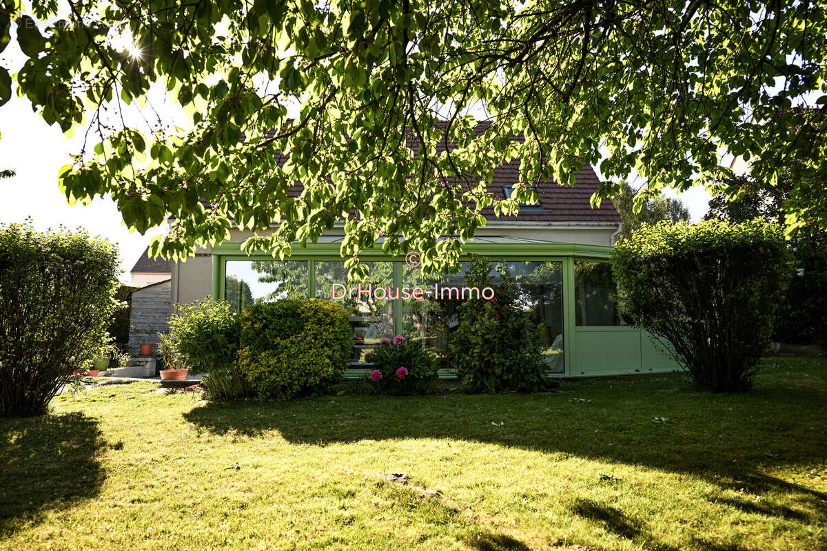 Maison à VILLAINES-SOUS-BOIS