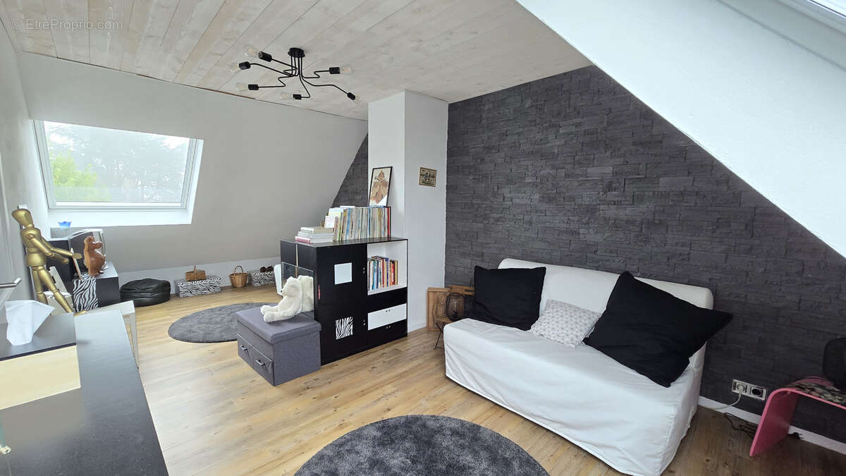 Maison 7 pieces - 5 chambres dont 2 de plain pied - terrain de 730m2 - photo 10