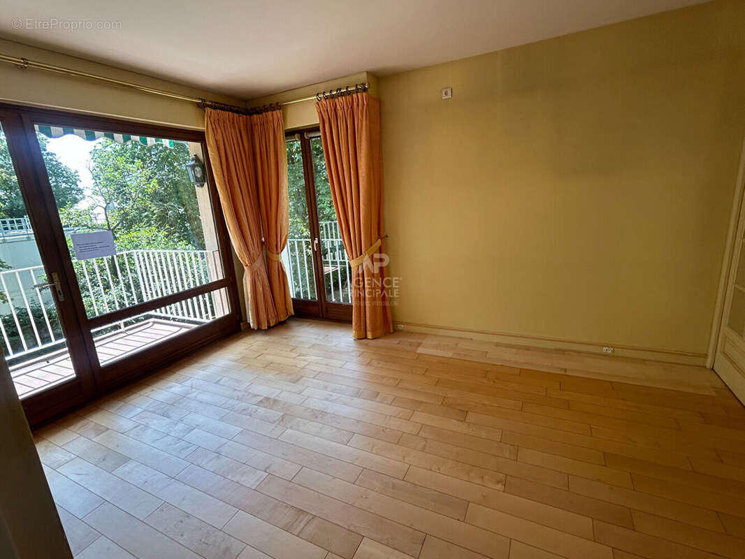 Appartement Maisons Laffitte 5 pièce(s) 111.35 m2 - photo 8