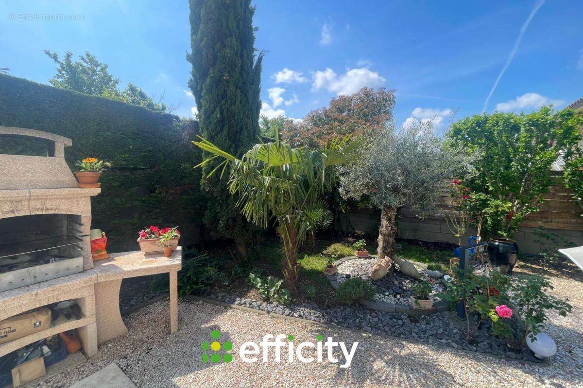 Maison à CHASSE-SUR-RHONE