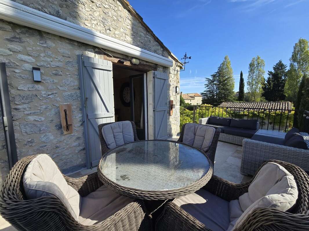 Maison à RAZAC-DE-SAUSSIGNAC