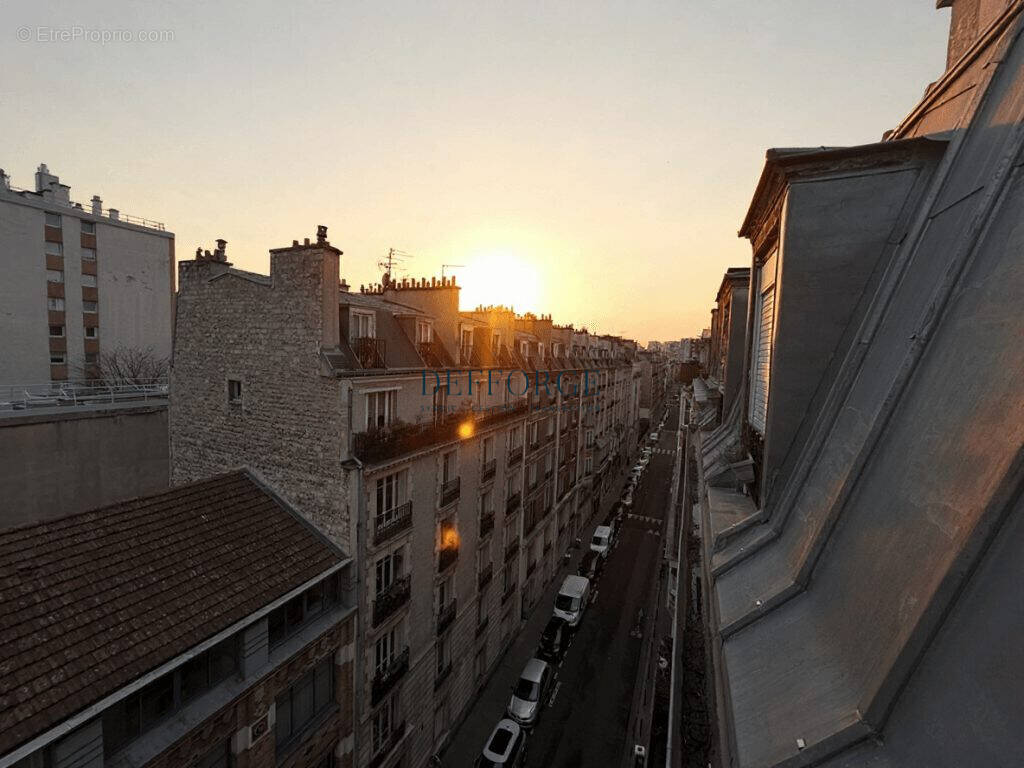 Appartement à PARIS-14E