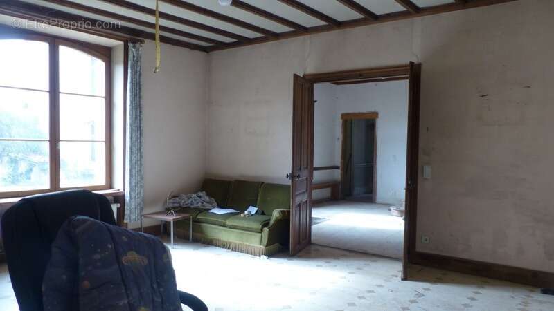 Maison à ASSAIS-LES-JUMEAUX