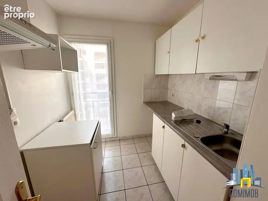 Appartement 3 pièces 62 m² à vendre à Courbevoie (92400) - photo 4