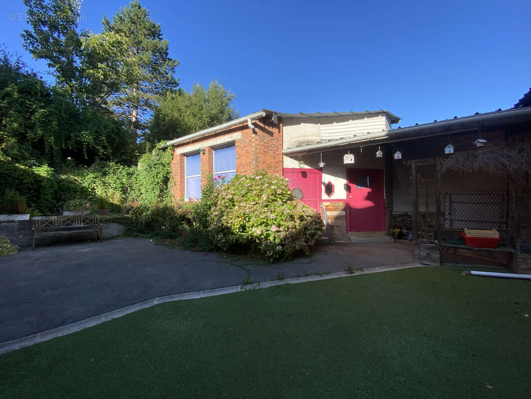 Maison à LIOMER