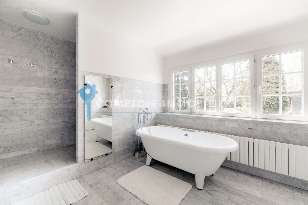 A vendre Dpt Eure (27) entre Anet et Pacy sur Eure maison 210 m2 avec piscine sur terrain de 2 787 m2 - photo 9