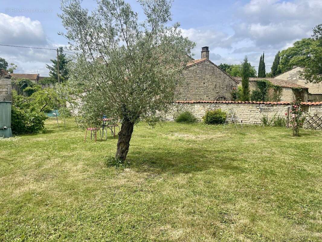 Maison à VILLEFOLLET