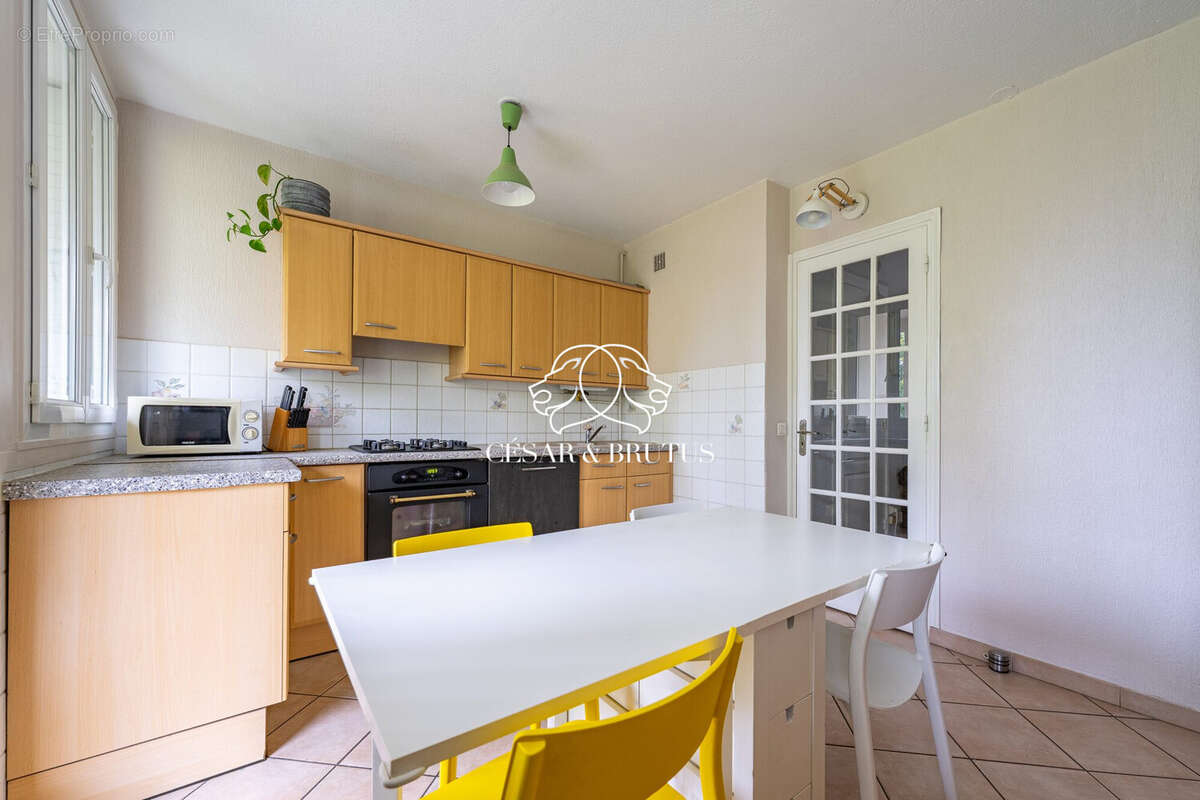 Appartement à LYON-9E