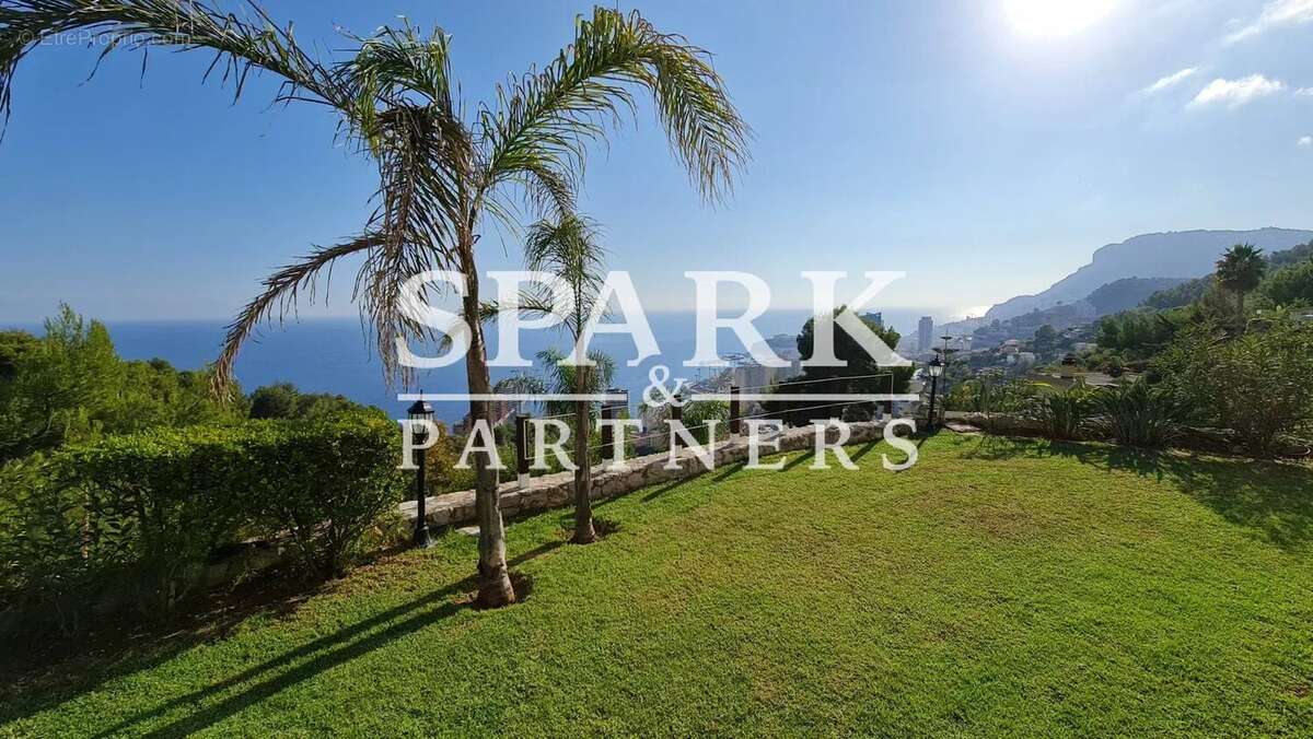 Maison à ROQUEBRUNE-CAP-MARTIN