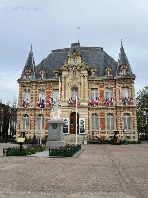 Commerce à RUEIL-MALMAISON
