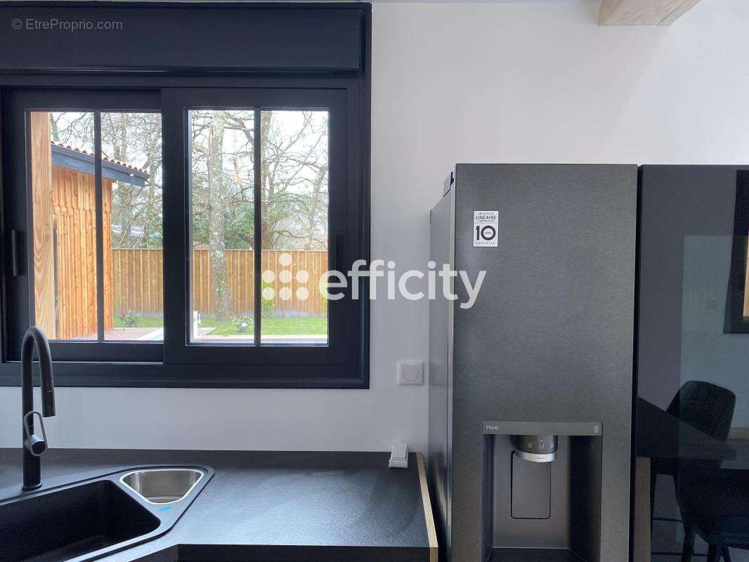 Maison 200 m² à Lege-Cap-Ferret  - photo 11