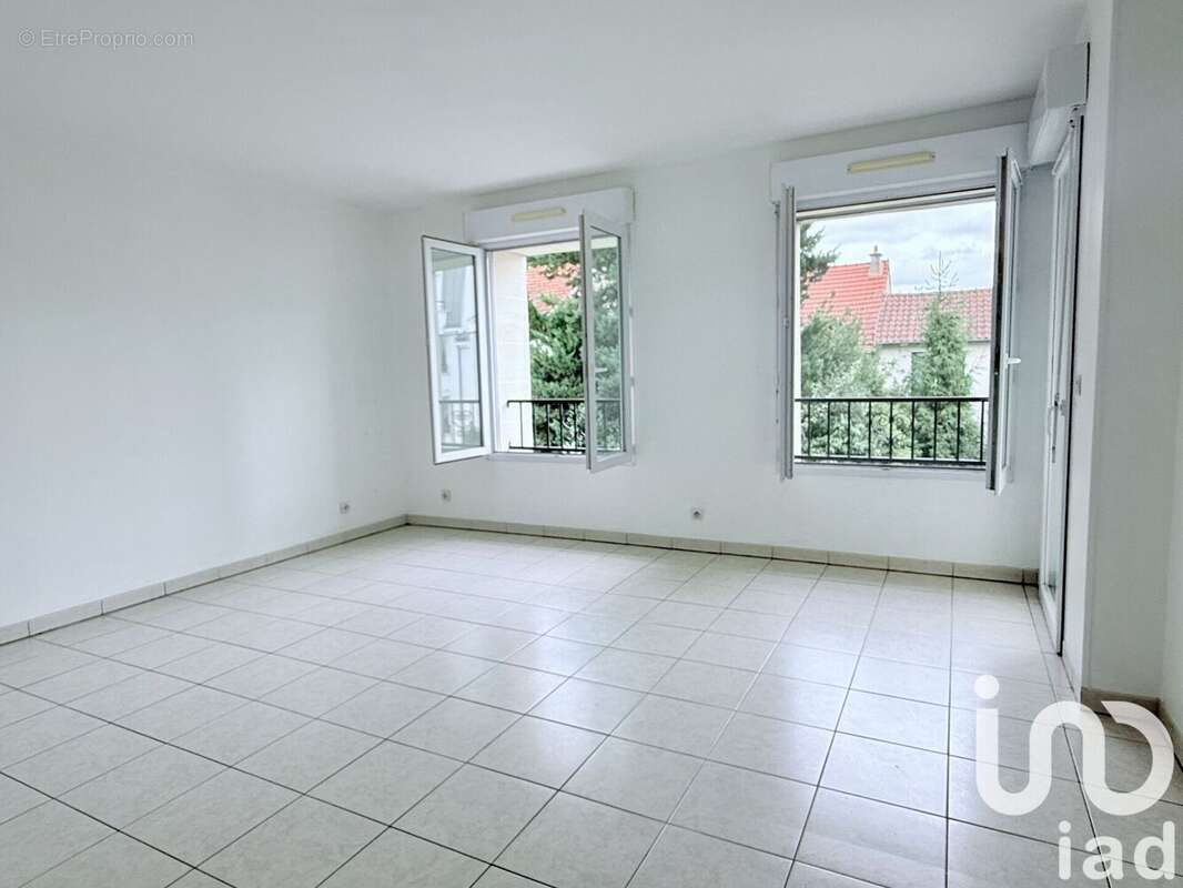 Photo 2 - Appartement à NEUILLY-PLAISANCE