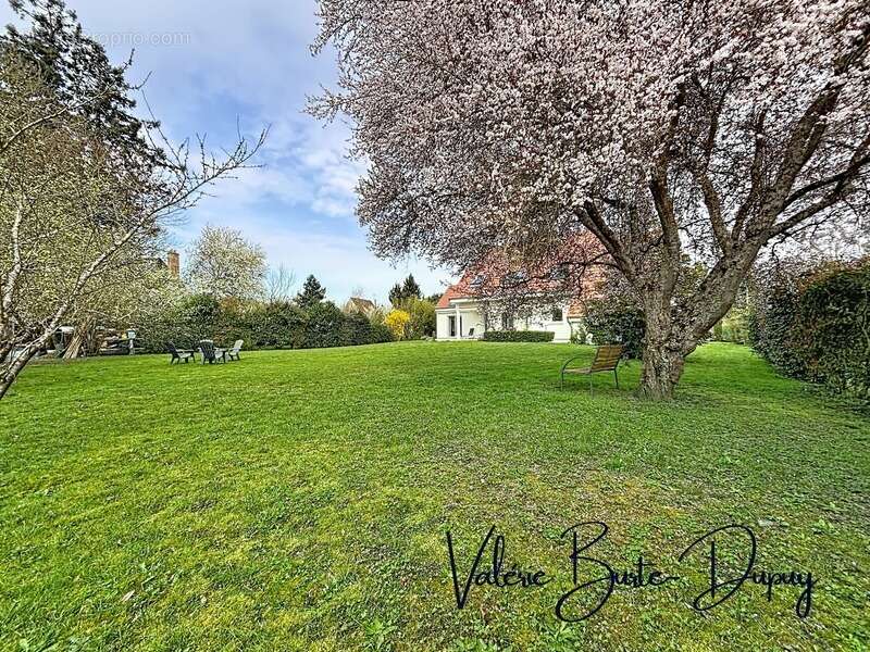 Maison à SAINT-DENIS-EN-VAL