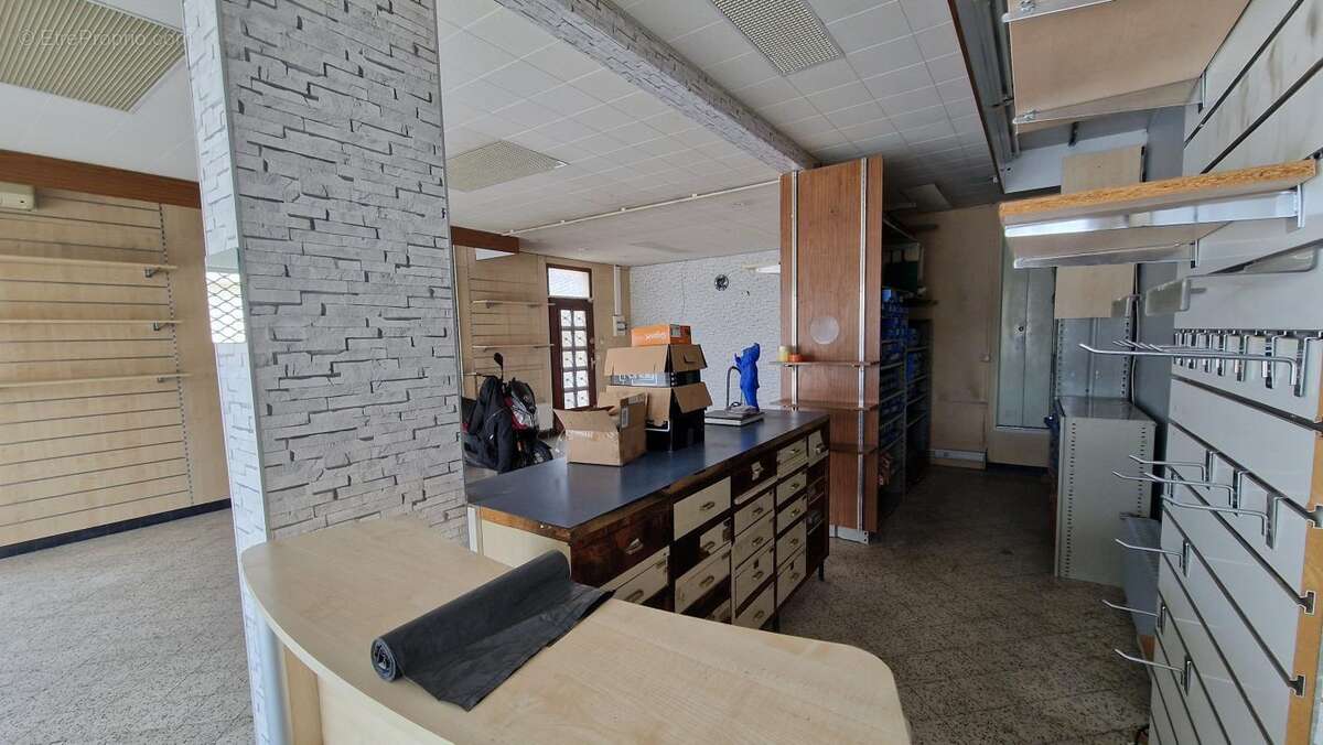 Commerce à NEUILLY-SUR-MARNE