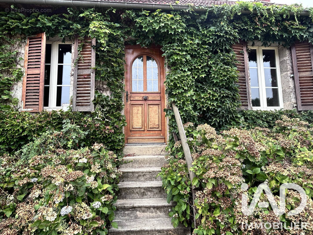 Photo 1 - Maison à SANSAC-VEINAZES