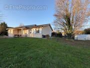 Maison à SAINT-PAUL-DE-VARAX