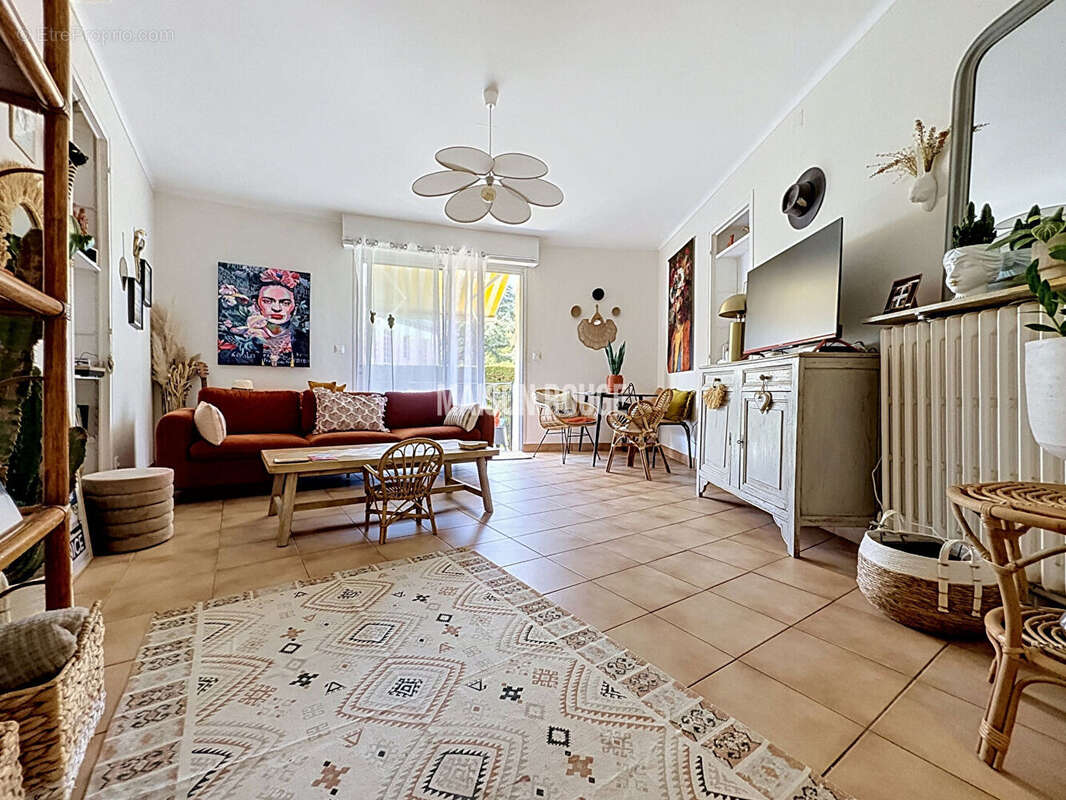 Appartement 81 m² avec terrasse et jardin en hyper-centre de Dinard - photo 3