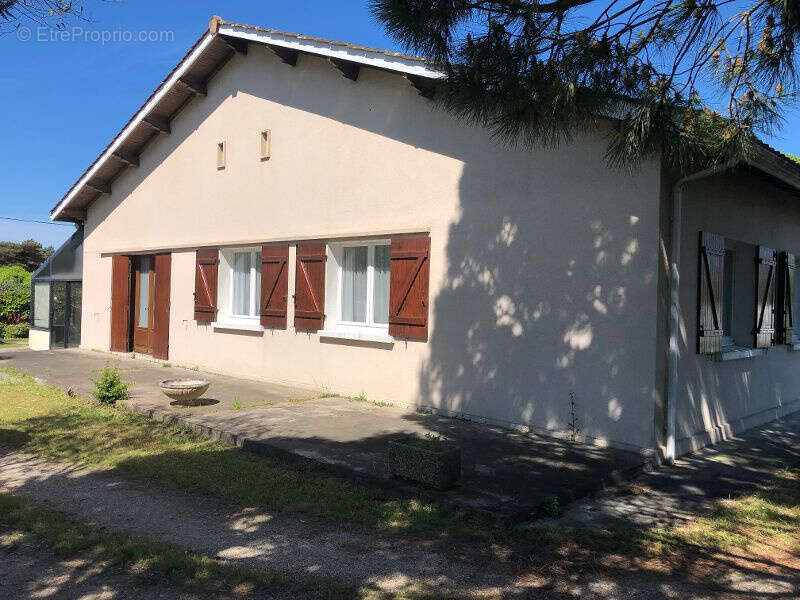 Maison à SAINT-ANDRE-DE-CUBZAC