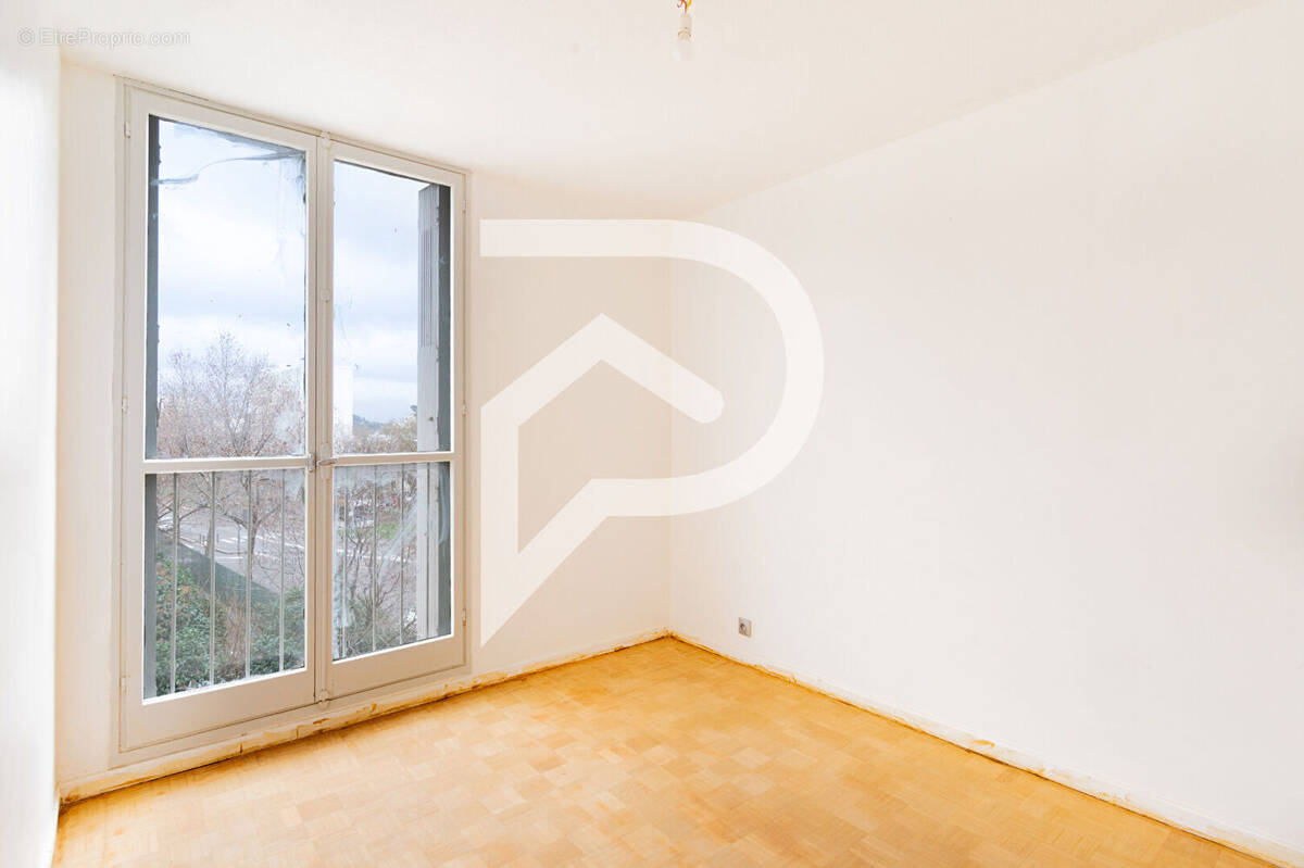 Appartement à MARSEILLE-11E