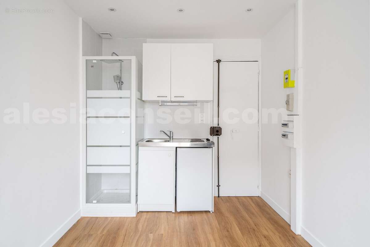 Photo n°3 - Appartement à PARIS-14E