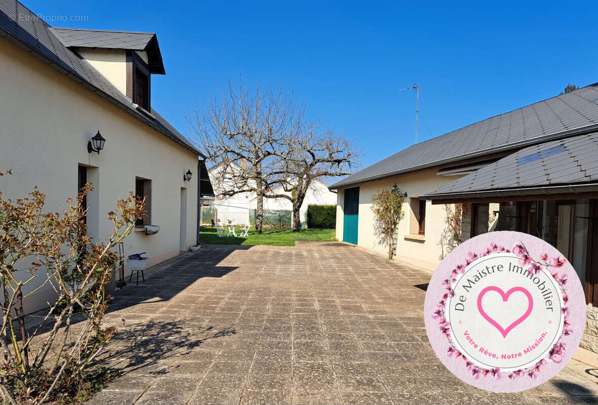 Maison à SAINT-PERE-SUR-LOIRE