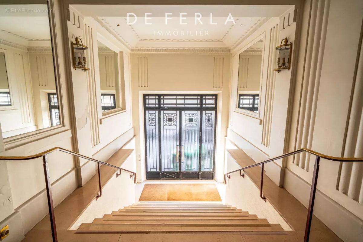 Appartement à PARIS-6E