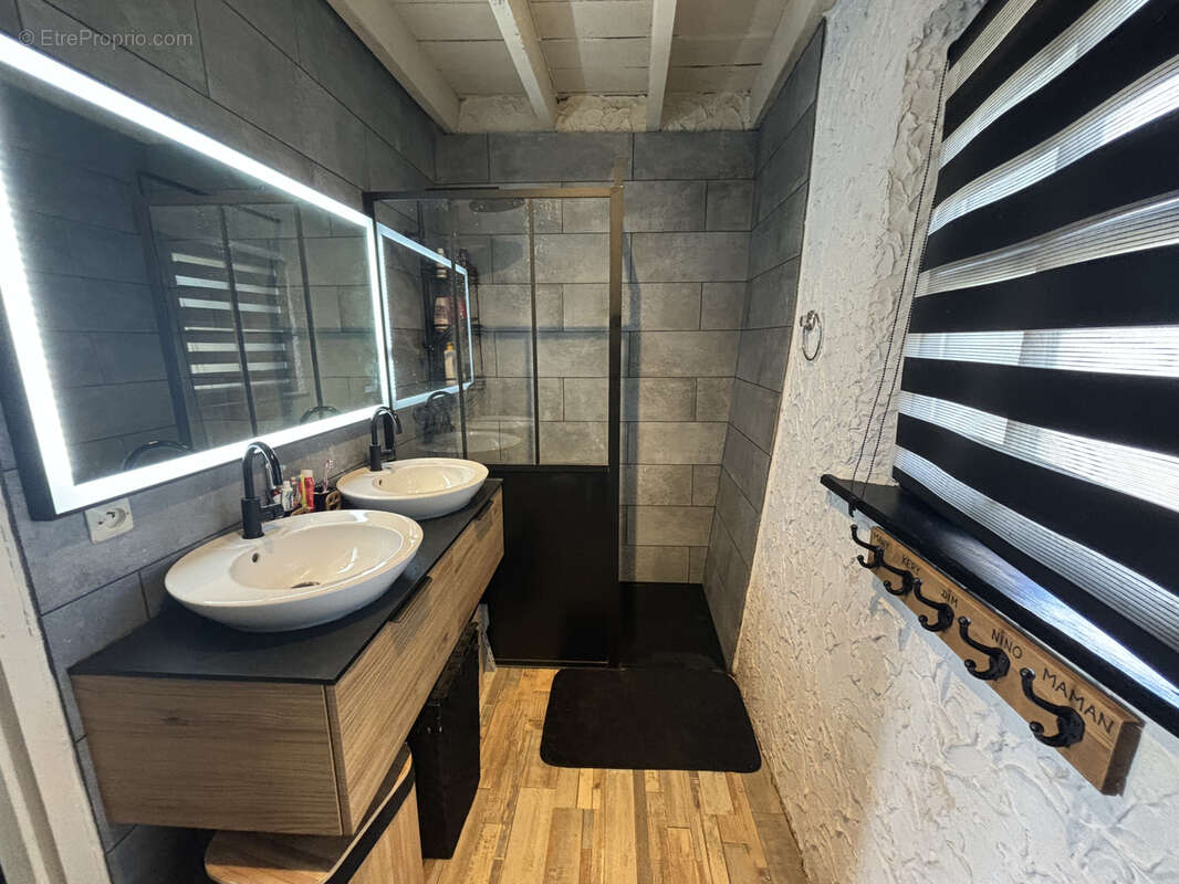 Maison à CHATEAUNEUF-EN-THYMERAIS