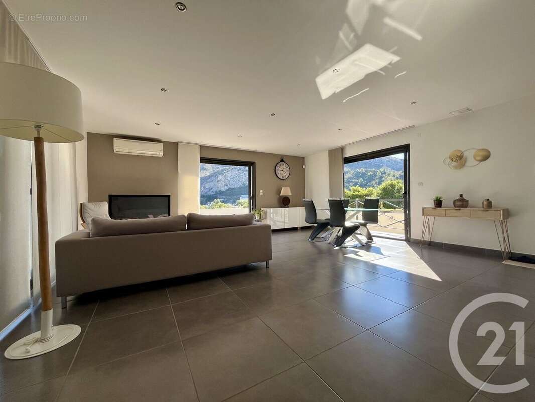 Maison à CASES-DE-PENE