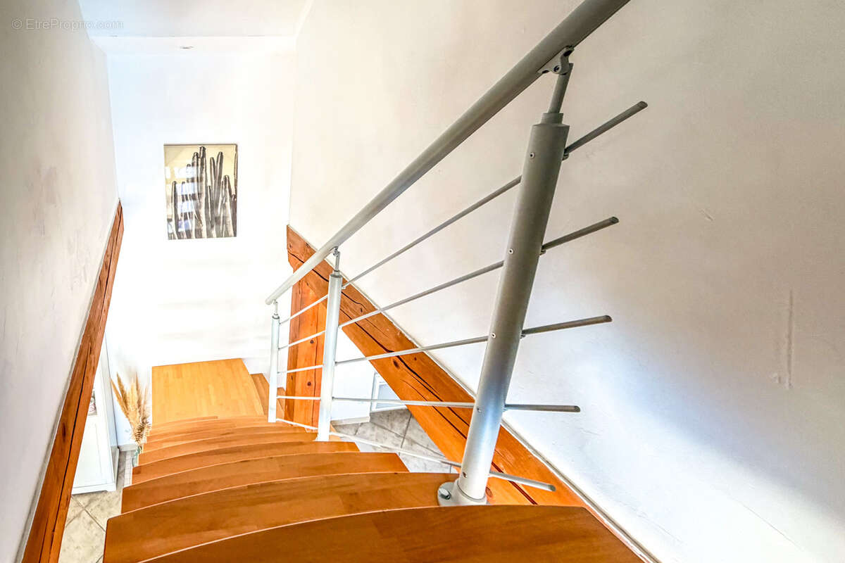 Maison à LA LONDE-LES-MAURES