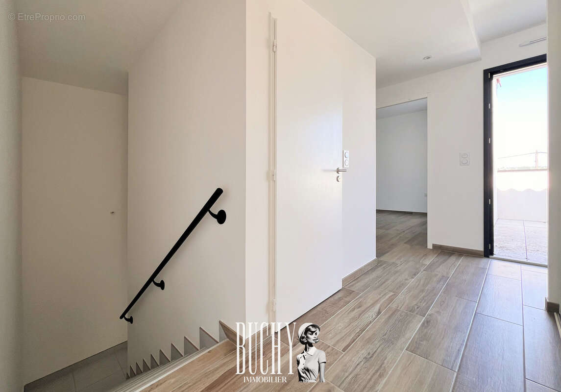 LA CHAUME - Maison T4 récente 128 m2 avec garage et vue sur les Marais. - photo 7