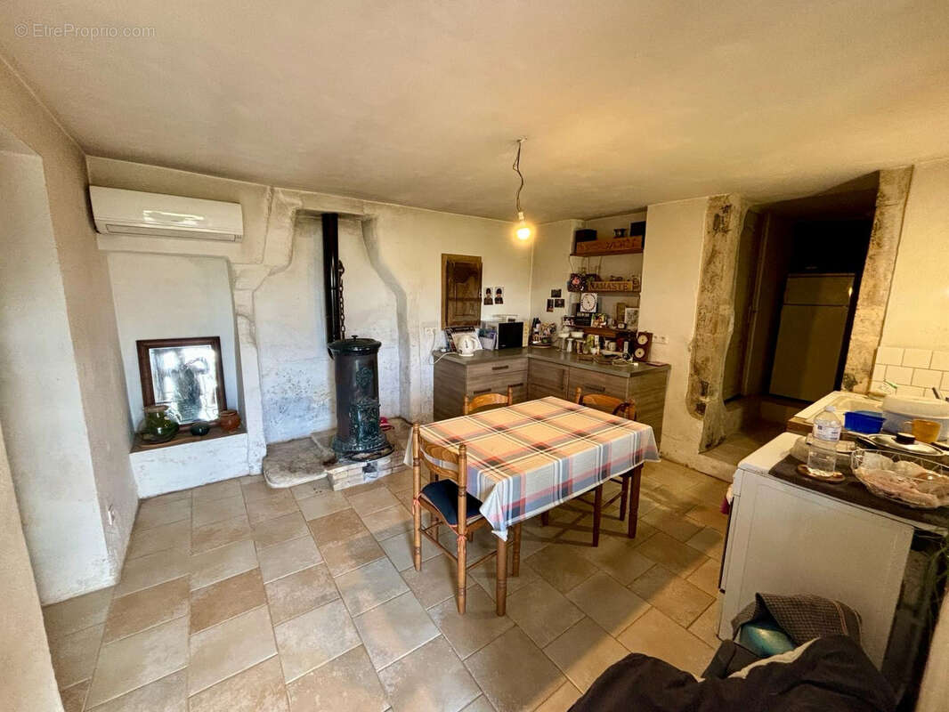 Maison à GRIGNAN