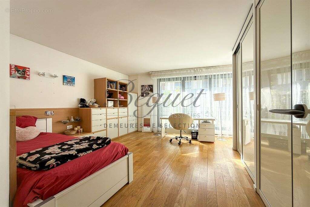 Appartement à BOULOGNE-BILLANCOURT