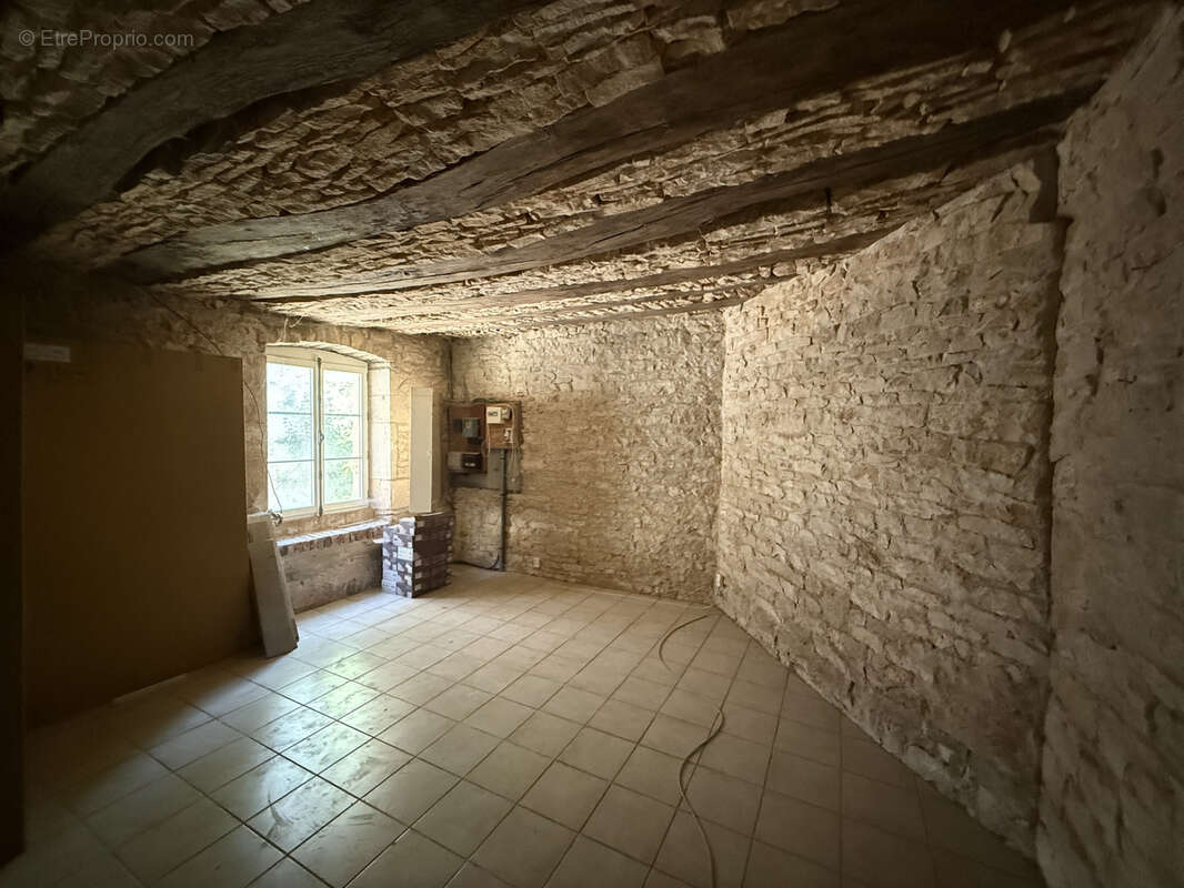 Maison à BARD-LES-PESMES