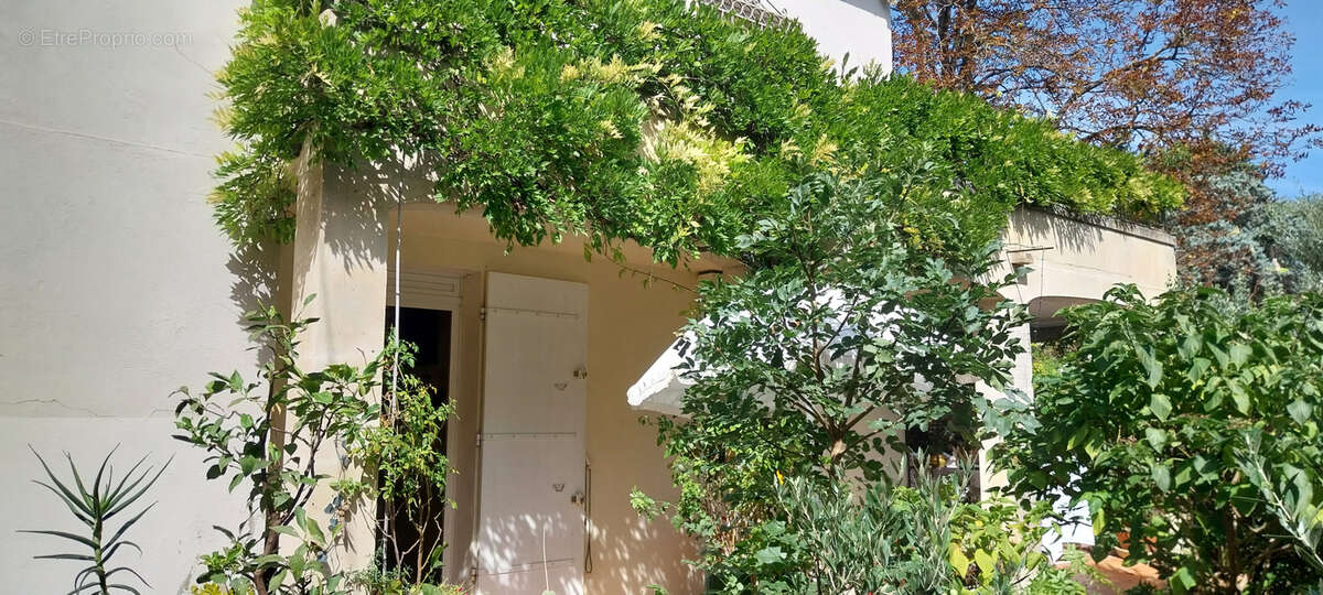 Maison bourgeoise avec jardin en centre village - photo 32