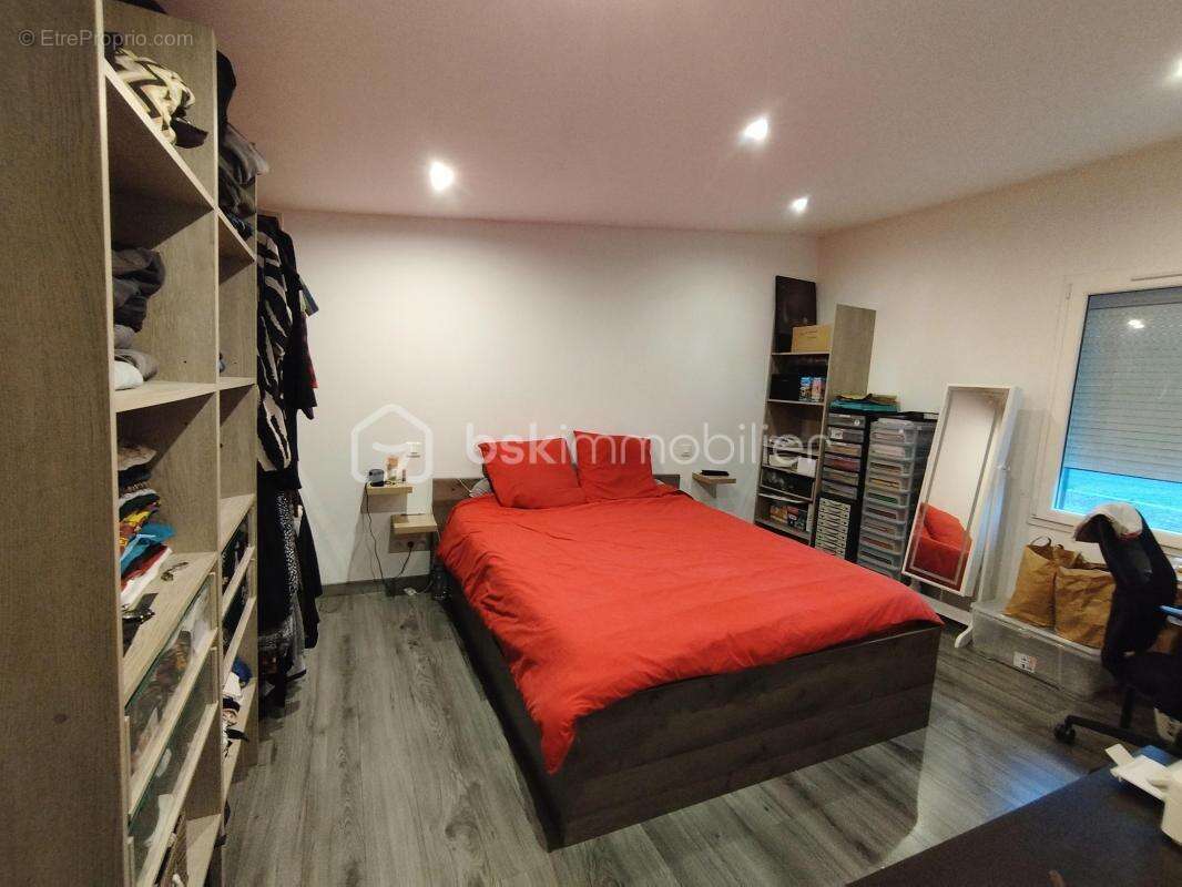 Maison à CHATEAUNEUF-SUR-SARTHE