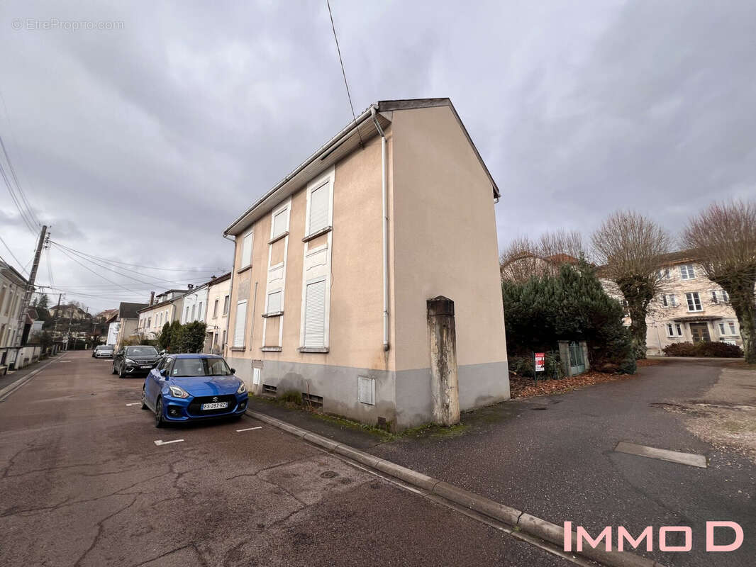 Maison à THAON-LES-VOSGES