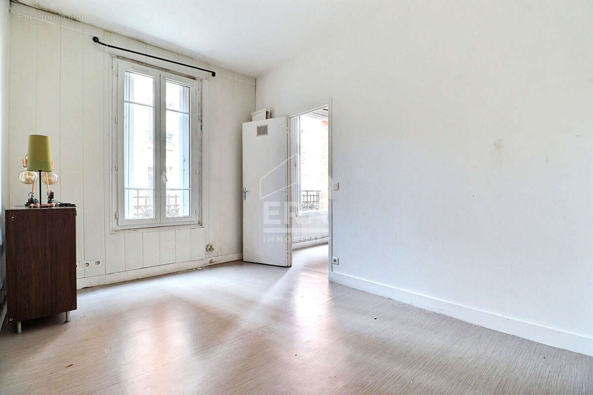 Appartement à AUBERVILLIERS