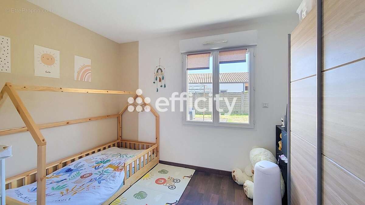 Maison 85 m² à La Roche-Sur-Yon  - photo 4