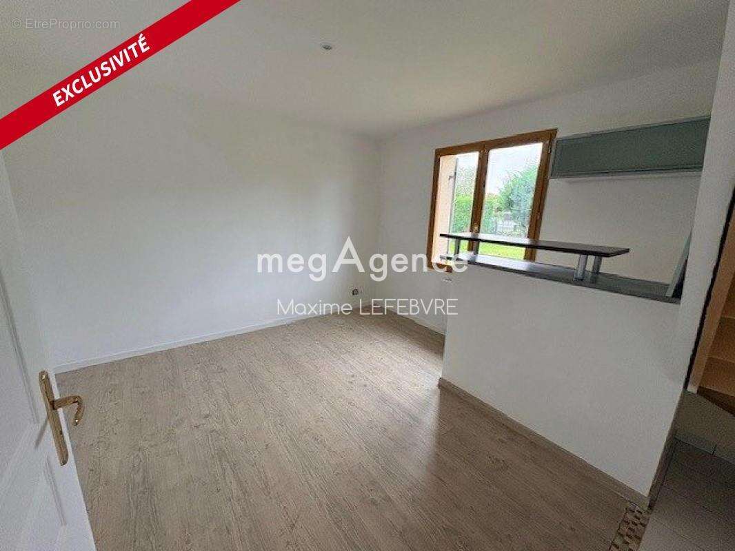 Maison à DOMLEGER-LONGVILLERS